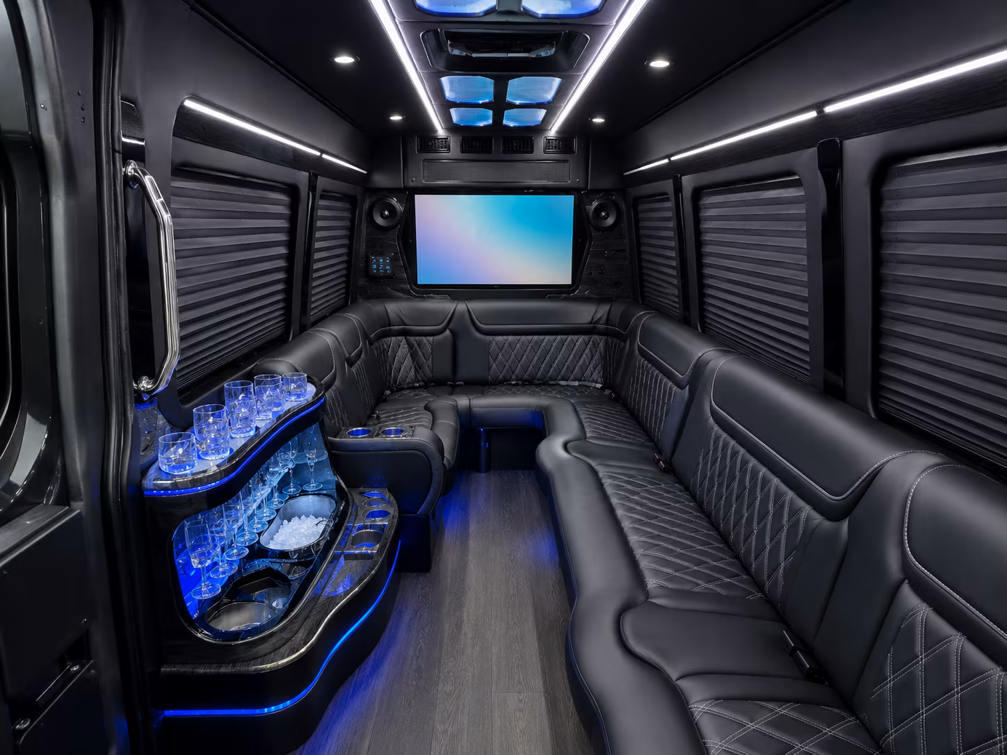 newark liberty airport group transportation for government and military travelers